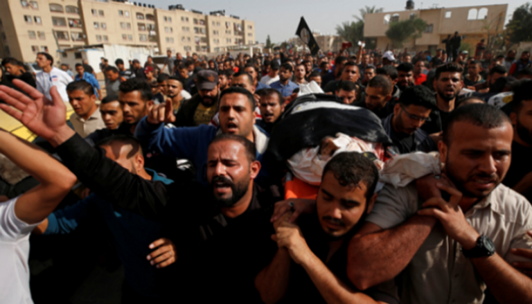 تشييع جنازة أحد شهداء العدوان الإسرائيلي على غزة
