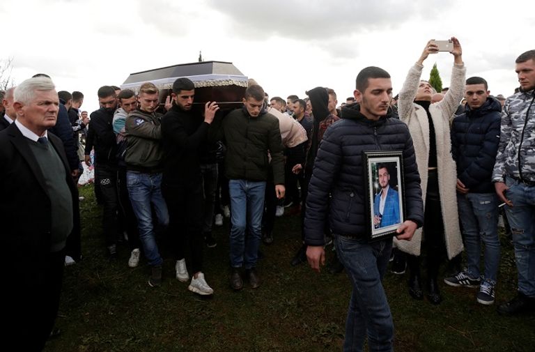 تشييع ضحايا الزلزال