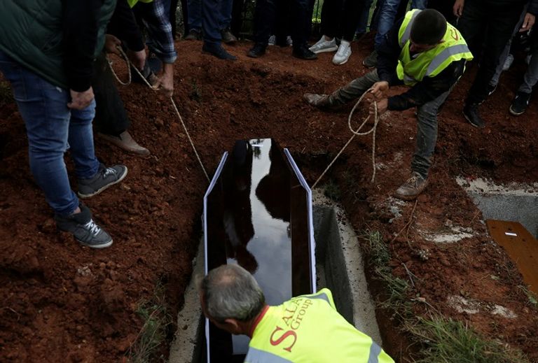 تشييع ضحايا الزلزال