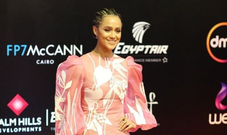 الفنانة الأمريكية ناتالي إيمانويل