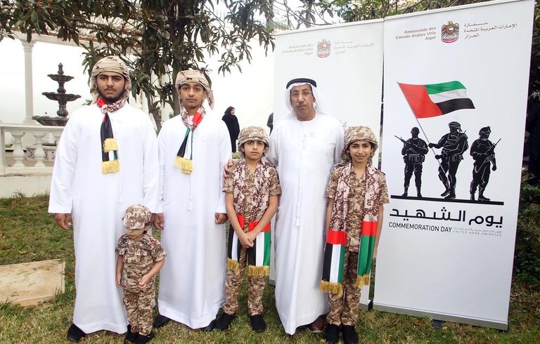 جانب من مراسم البعثات الدبلوماسية الإماراتية لإحياء يوم الشهيد