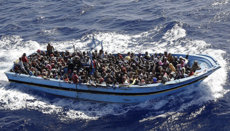 غرق 1100 شخص خلال محاولاتهم عبور البحر المتوسط هذا العام - أرشيفية