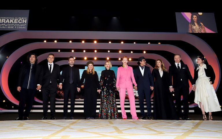الممثلة البريطانية تيلدا سوينتون خلال افتتاح مهرجان مراكش