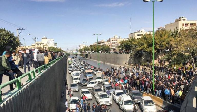 تصاعد قمع المتظاهرين في إيران