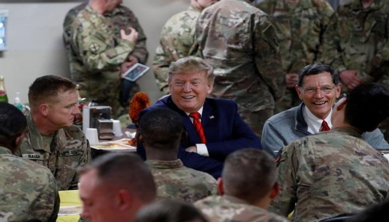 الرئيس الأمريكي بين قوات بلاده بأفغانستان
