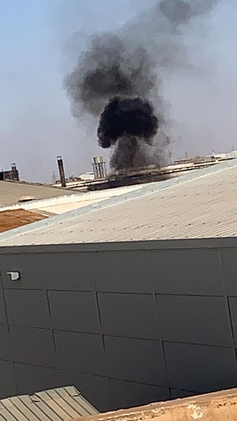 حريق في مصنع السيراميك