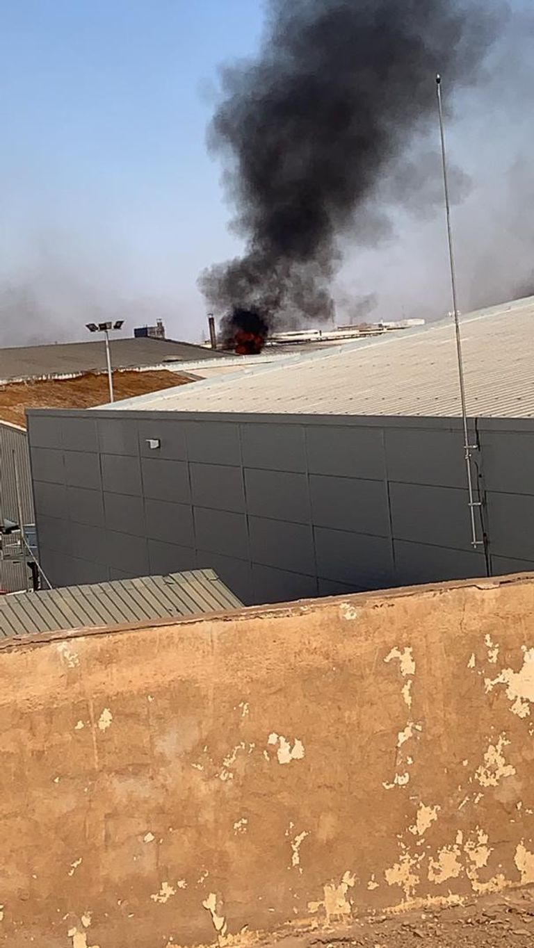 حريق في مصنع السيراميك