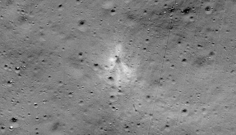 صورة نشرتها وكالة الفضاء الأمريكية لارتطام المركبة الهندية بسطح القمر