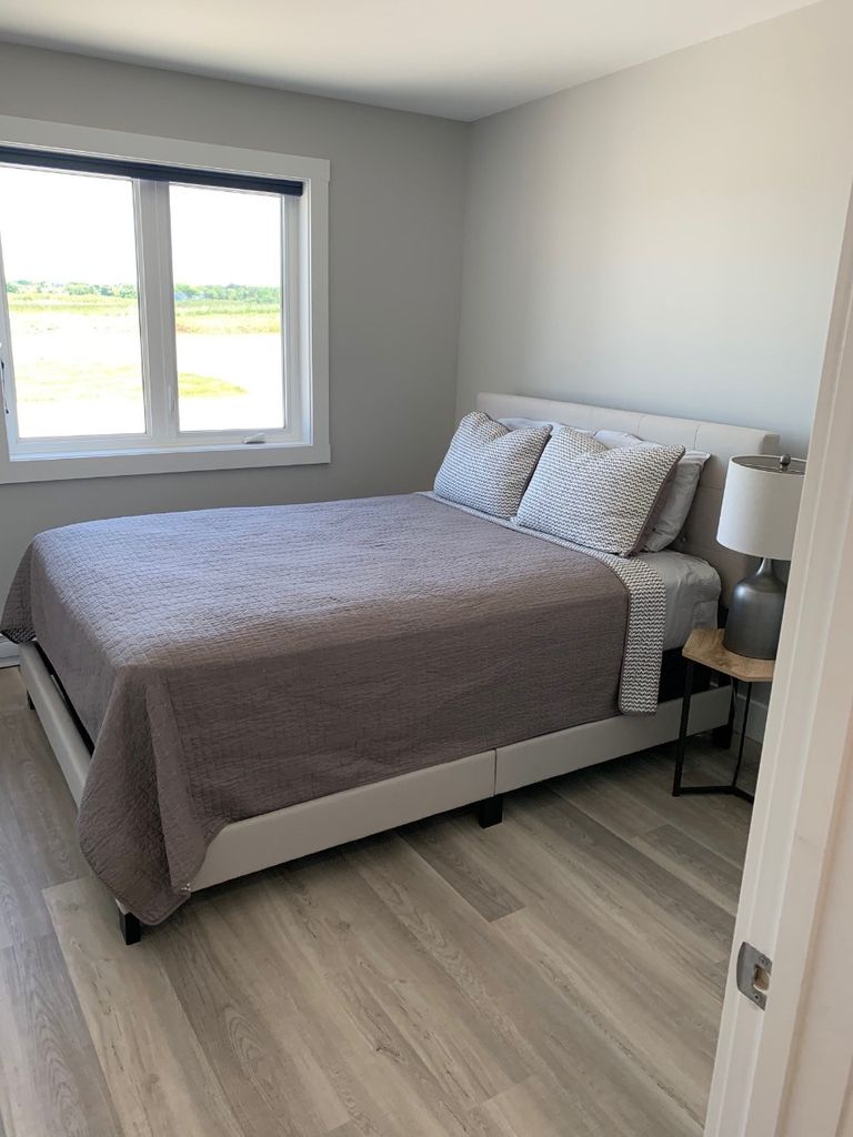 المنزل الفاخر مصنوع من زجاجات البلاستيك