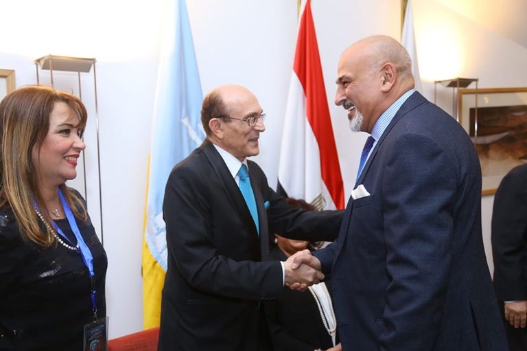 وزيرة الثقافة المصرية في حفل افتتاح مهرجان الإسكندرية المسرحي العربي