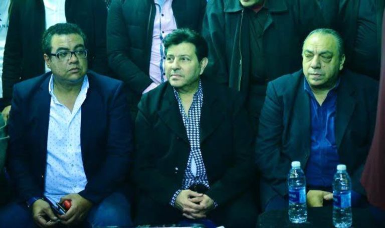 هاني شاكر يقدم واجب العزاء لأسرة المطرب الراحل شعبان عبدالرحيم