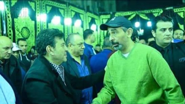 هاني شاكر يقدم واجب العزاء لأسرة المطرب الراحل شعبان عبدالرحيم