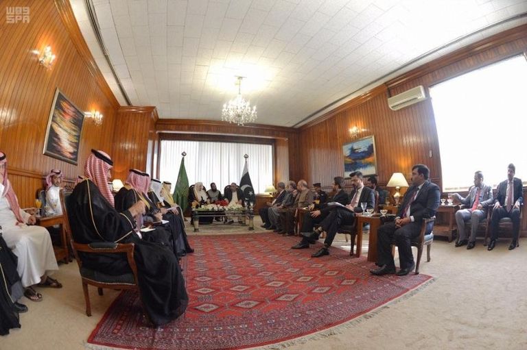 جانب من لقاء رئيس مجلس الشورى السعودي