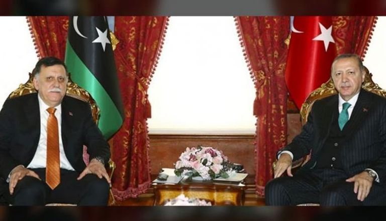 أردوغان وفايز السراج رئيس حكومة الوفاق غير الدستورية 