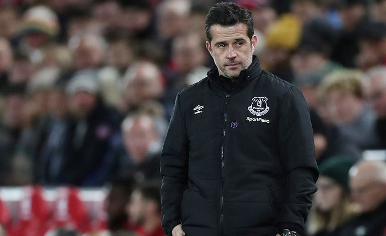 إيفرتون يسقط أمام ليفربول