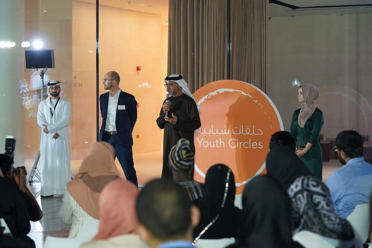 جانب من الحلقة الشبابية