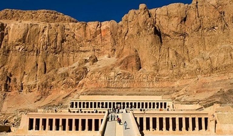 تمثال للملكة حتشبسوت من الأسرة الـ18 - أرشيفية