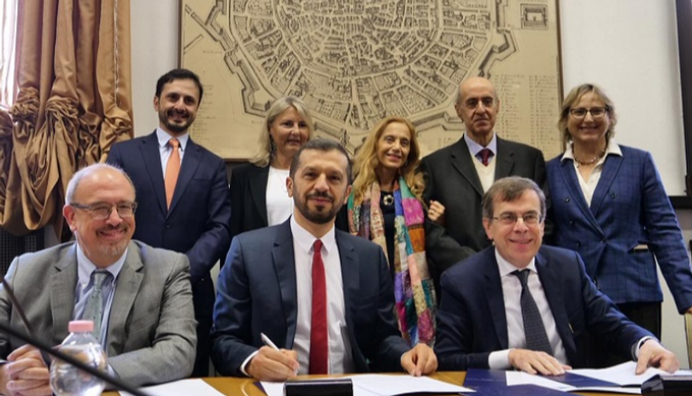 توقيع اتفاقية بين جامعة خليفة للعلوم والتكنولوجيا وجامعتين إيطاليتين 