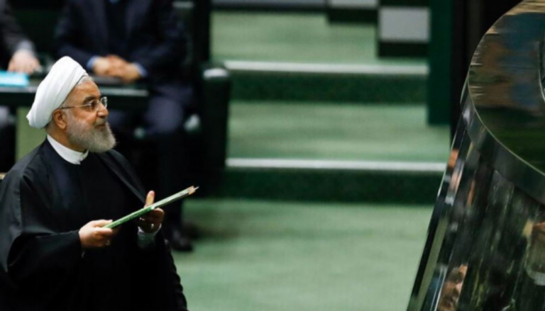 الرئيس الإيراني حسن روحاني في البرلمان