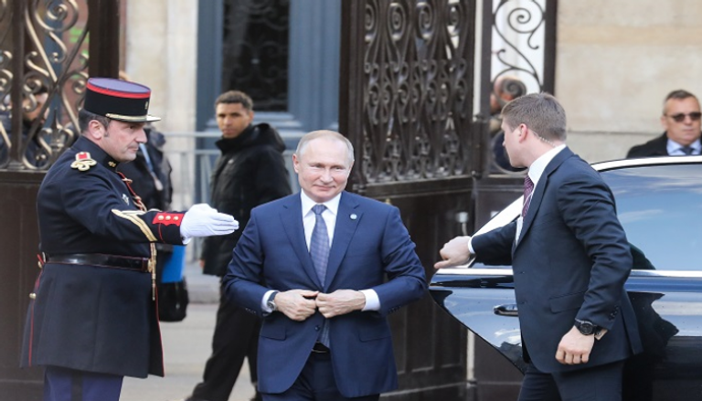 الرئيس الروسي يصل إلى مقر الرئاسة الفرنسية - أ.ف.ب