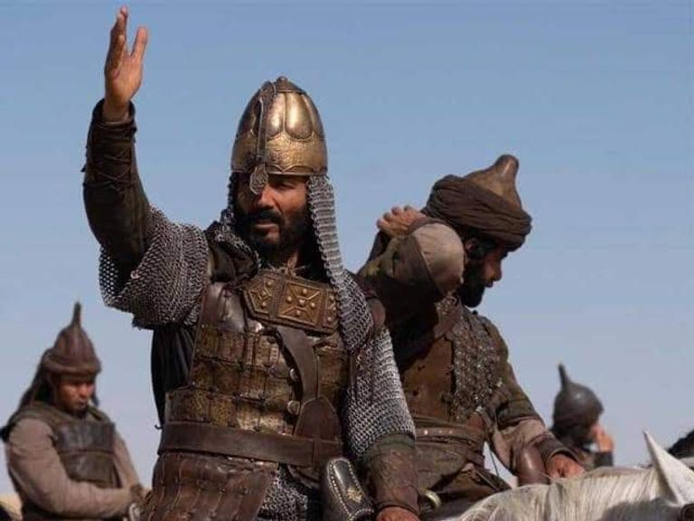 خالد النبوي في مشهد من المسلسل