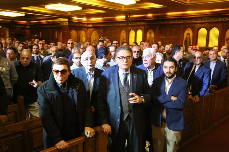 مراسم تشييع جثمان المخرج الراحل سمير سيف بكنيسة العذراء