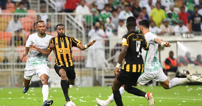 الأهلي والاتحاد الهلال السعودي
