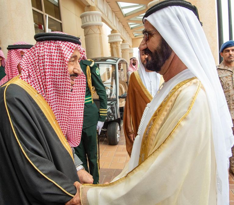 الملك سلمان يستقبل الشيخ محمد بن راشد آل مكتوم