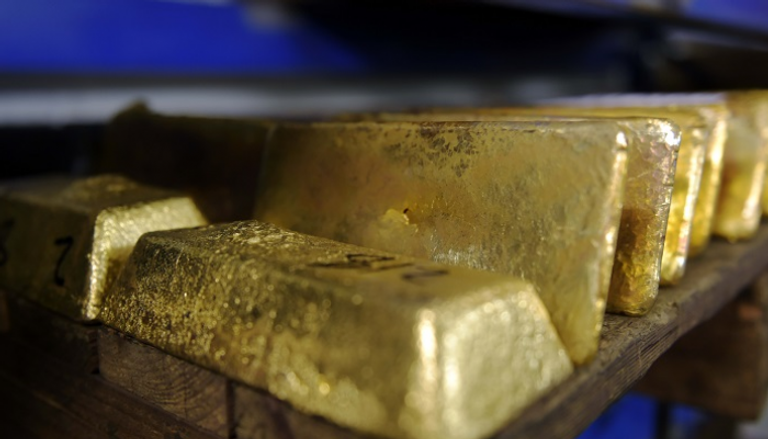 الذهب يسجل تغيرا طفيفا قبيل اجتماع المركزي الأمريكي