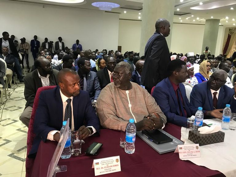 جانب من جلسات التفاوض