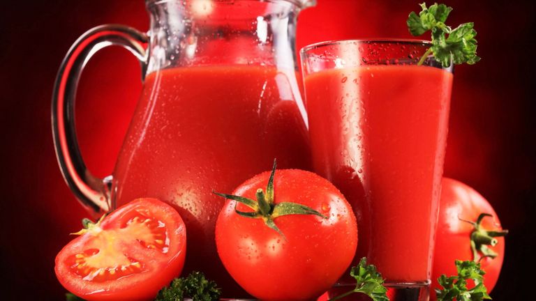 عصير الطماطم لعلاج فقر الدم