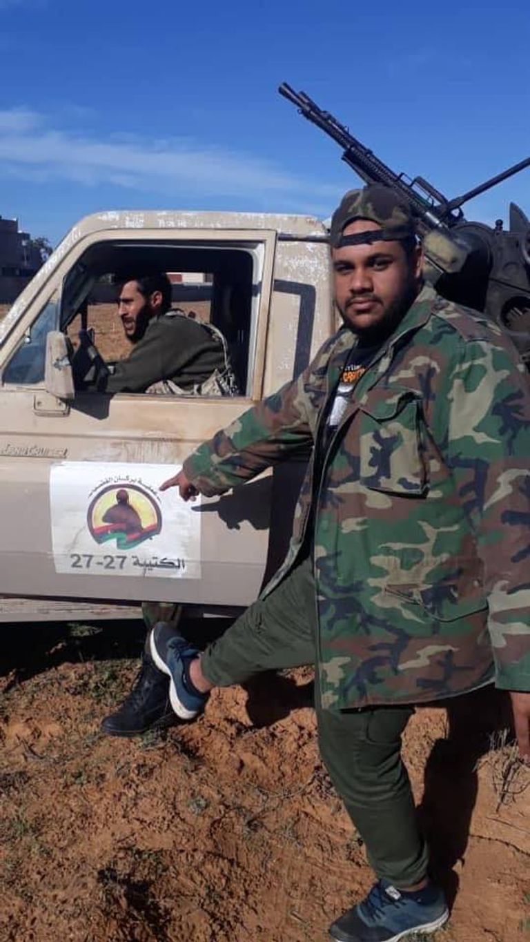 آلية تابعة للمليشيات اغتنمها الجيش الليبي