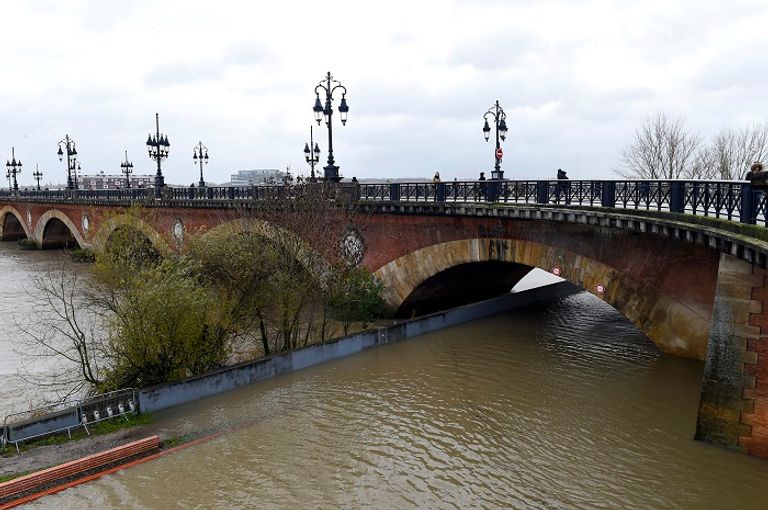 23 منطقة في حالة تأهب خشية تعرضها لفيضانات