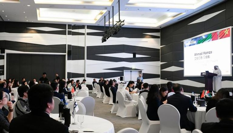 لقاء بين "دبي للسلع وبورصة الذهب" ومجتمع الأعمال الصيني
