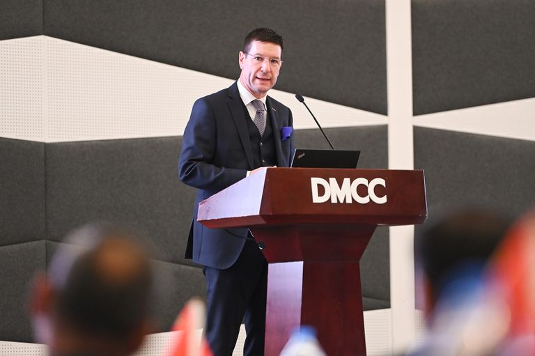 ليس ميل الرئيس التنفيذي لبورصة دبي للذهب والسلع