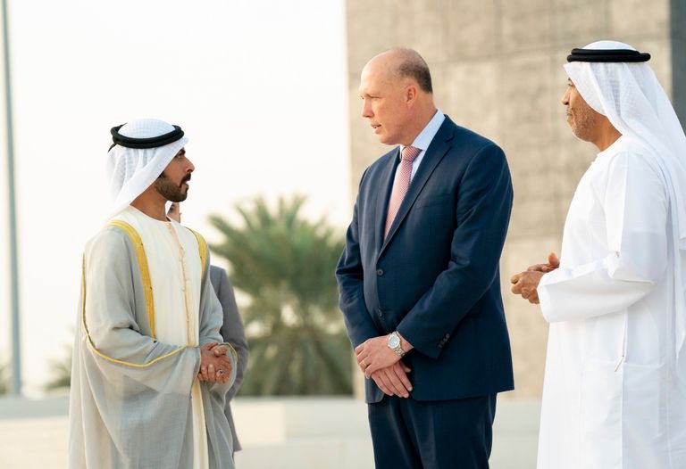 جانب من زيارة وزير الشؤون الداخلية الأسترالي لواحة الكرامة