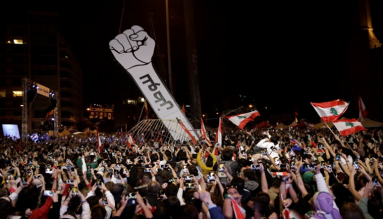 المظاهرات الاحتجاجية اللبنانية - رويترز