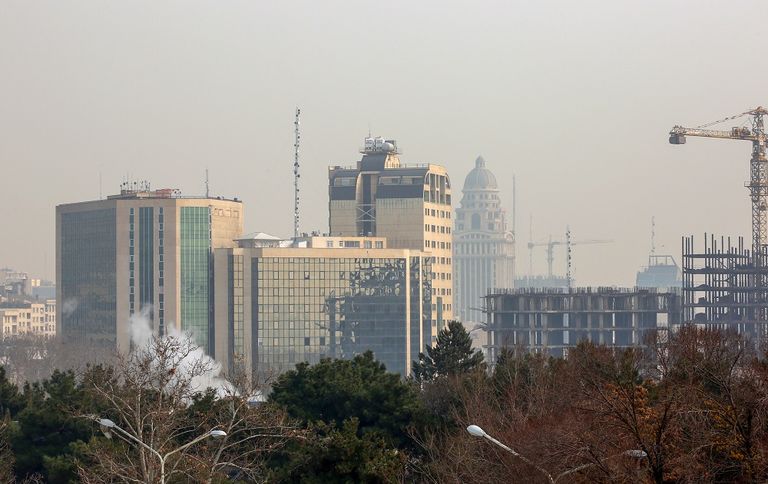 تلوث الهواء يتسبب في وفاة نحو 30 ألف شخص كل عام في إيران