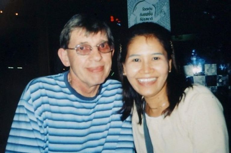 رون تراجع عن خطبته من الزوجة التاسعة