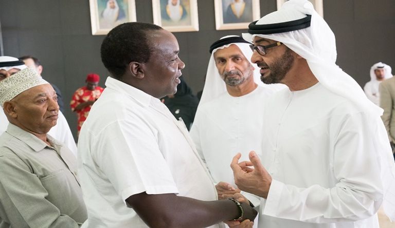 الشيخ محمد بن زايد آل نهيان خلال لقائه برؤساء وأعضاء برلمانات العالم