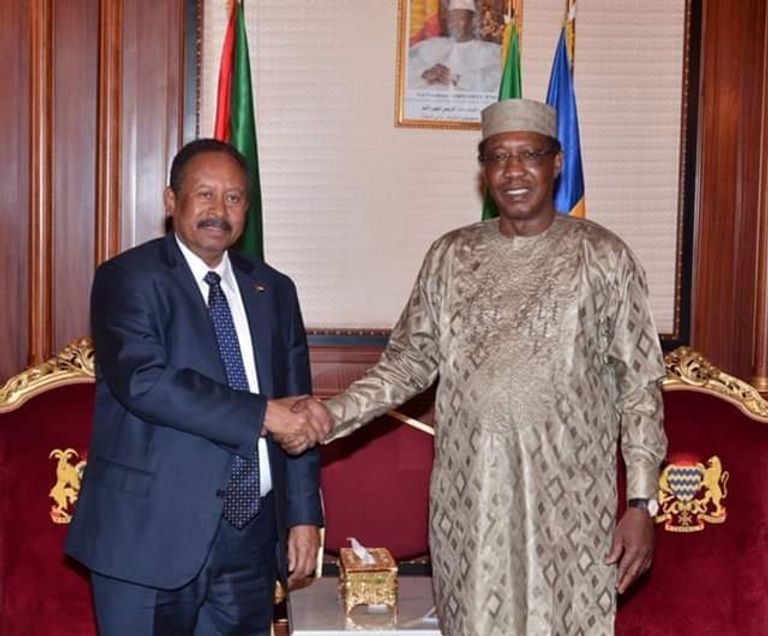 جانب من لقاء رئيس وزراء السودان والرئيس التشادي