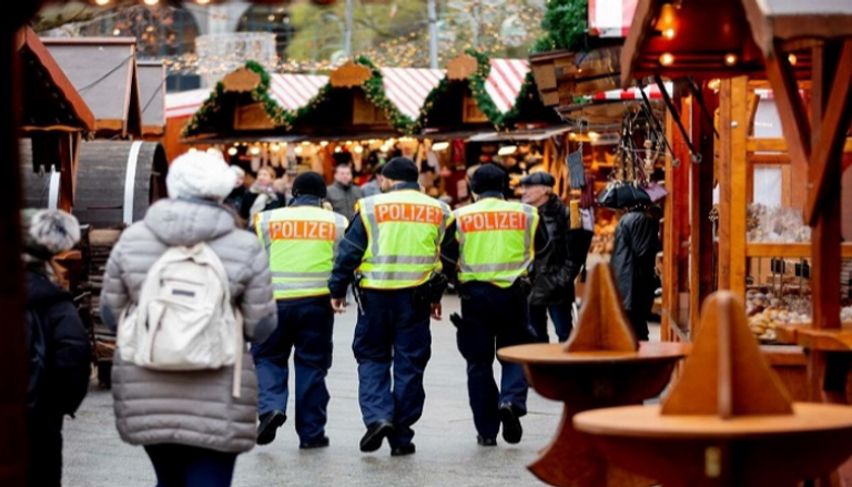 انتشار أمني مكثف في أسواق عيد الميلاد بأوروبا