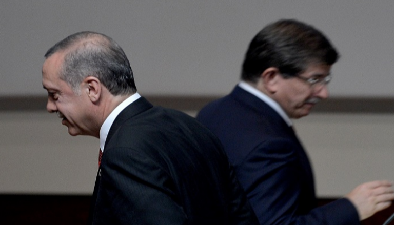 داود أوغلو يواصل توجيه ضربات قاصمة لأردوغان - أرشيفية