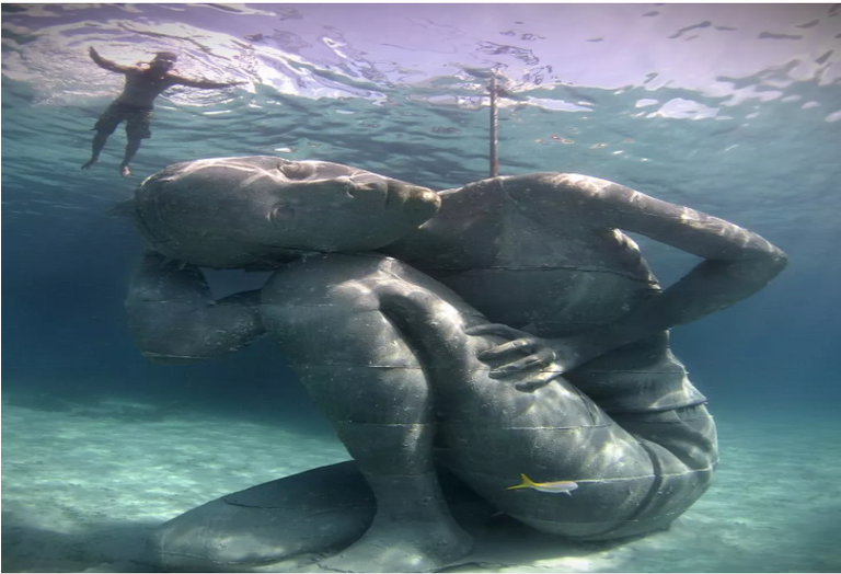 أشهر 7 معارض فنية غارقة