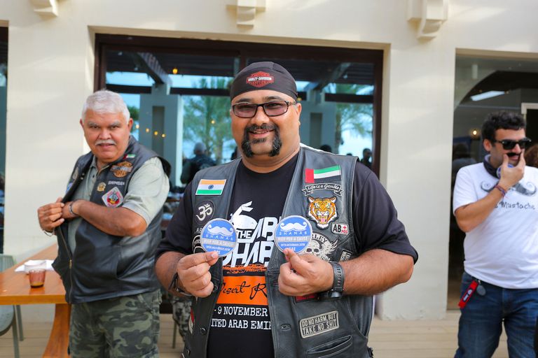 جانب من جولة الدراجات النارية بالإمارات