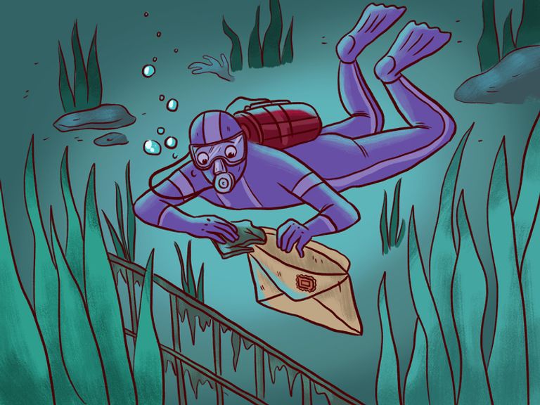 طفلة وحرباء من أغرب الأشياء المرسلة عبر البريد في الماضي