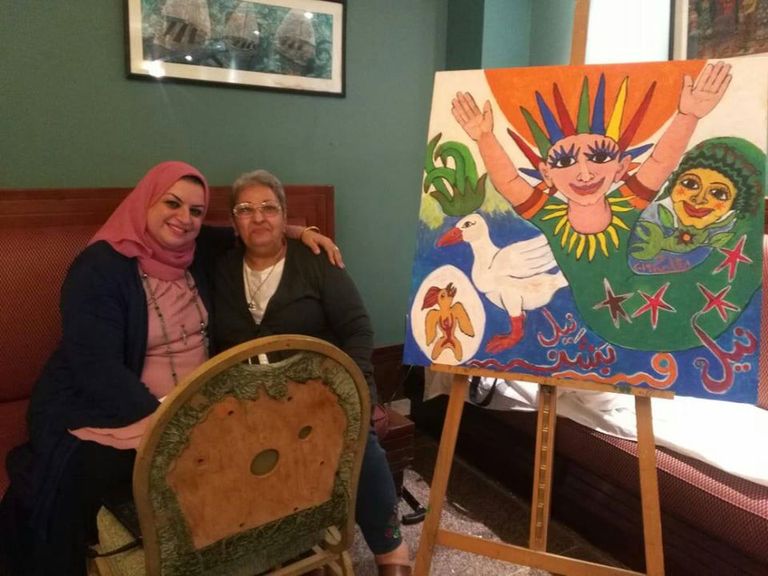 مع قومسير ملتقى الأقصر للتصوير