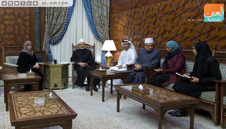 شيخ الأزهر يستقبل وفد جائزة محمد بن زايد لأفضل معلم