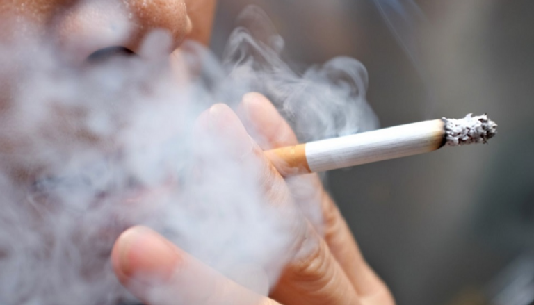 المنظمة تتوقع تراجع أعداد المدخنين بواقع 6 ملايين عام 2025 - أرشيفية