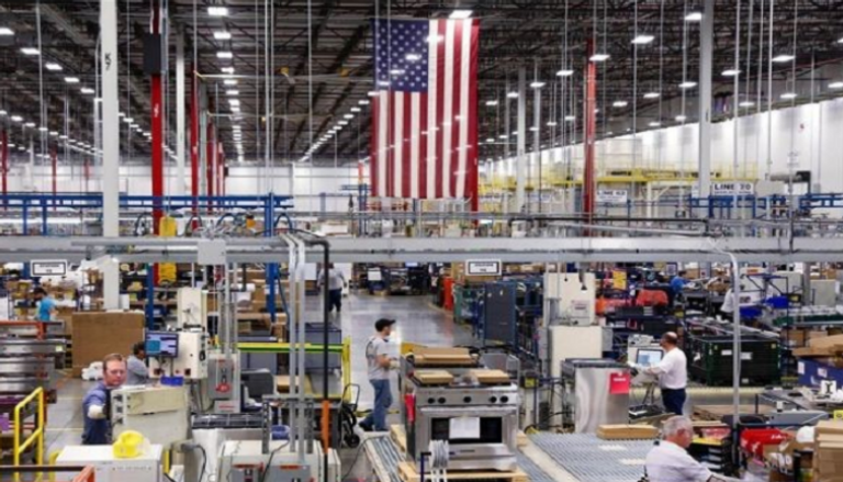 نمو نشاط المصانع الأمريكية